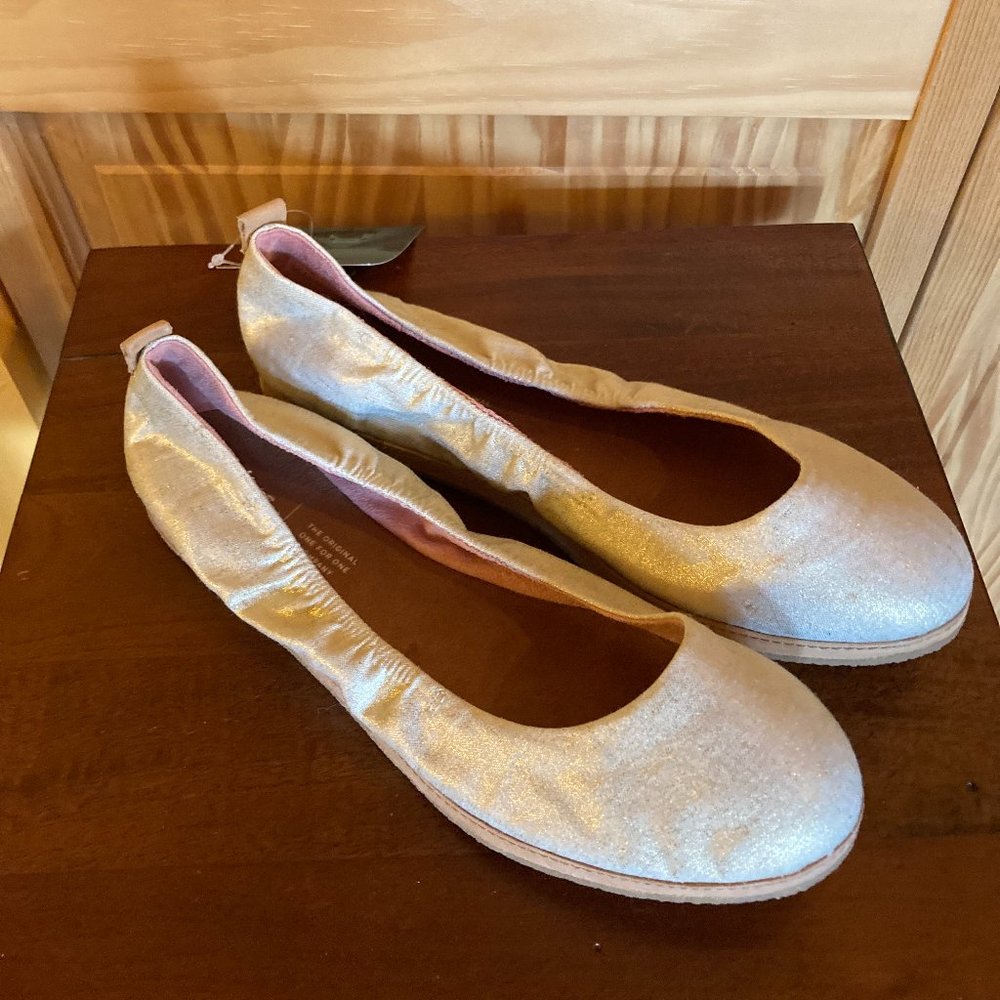 Toms Natural Shimmer Canvas Olivia Flats